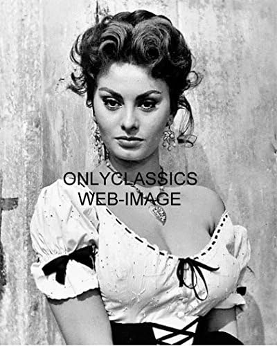 OnlyClassics 1955 Szexi, Nagymellű Szépség Sophia Loren 8X10 Fotó olasz Színésznő Címlap Sajttortát